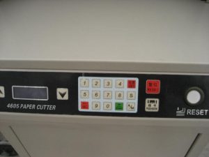 Nož za papir (nov)-0