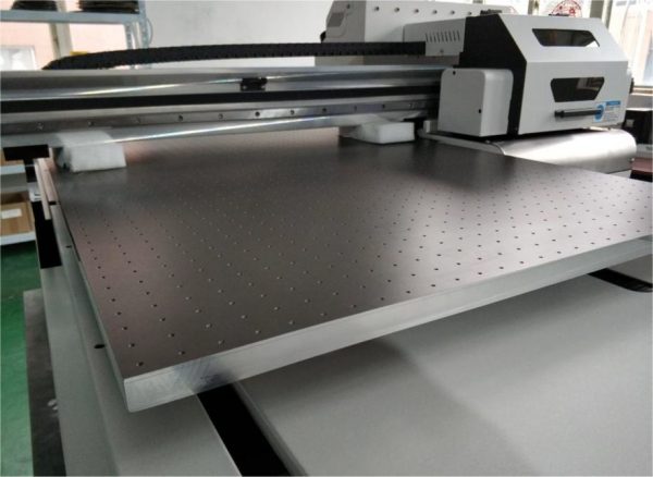 UV FLATBED PRINTER – fotografija 5