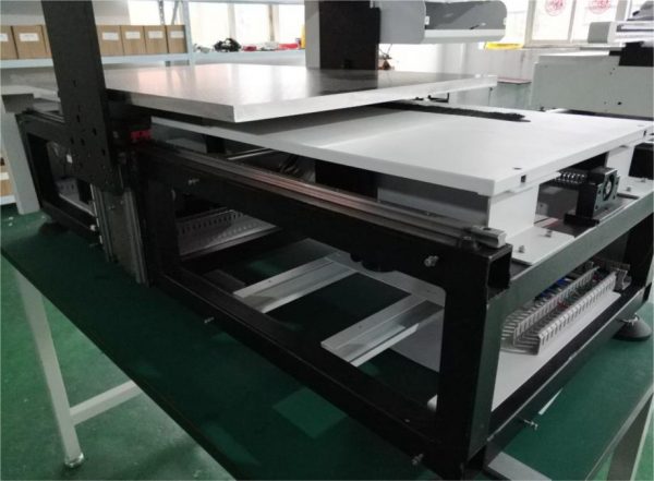 UV FLATBED PRINTER – fotografija 9