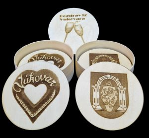 Podmetači za čaše drveni